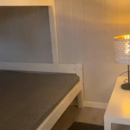 I Under Etasje דירה לילהאמר